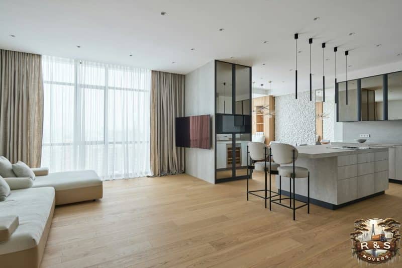 Refined Sullivan’s Island Interior Receiving for Designers & Homeowners